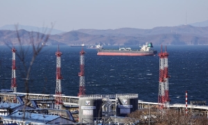 Global oil prices near 120 USD