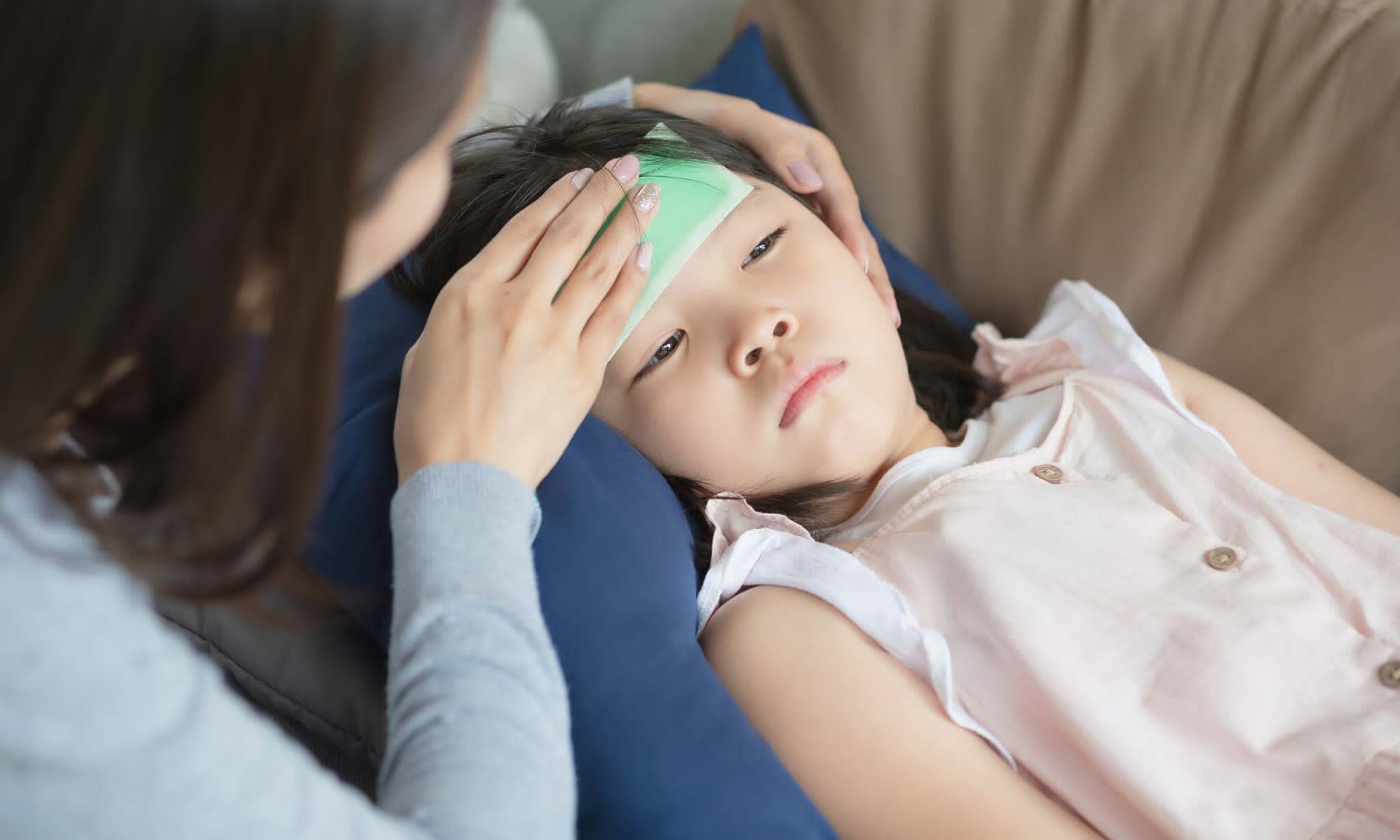 Habits that make children susceptible to respiratory infections and digestive disorders in hot weather