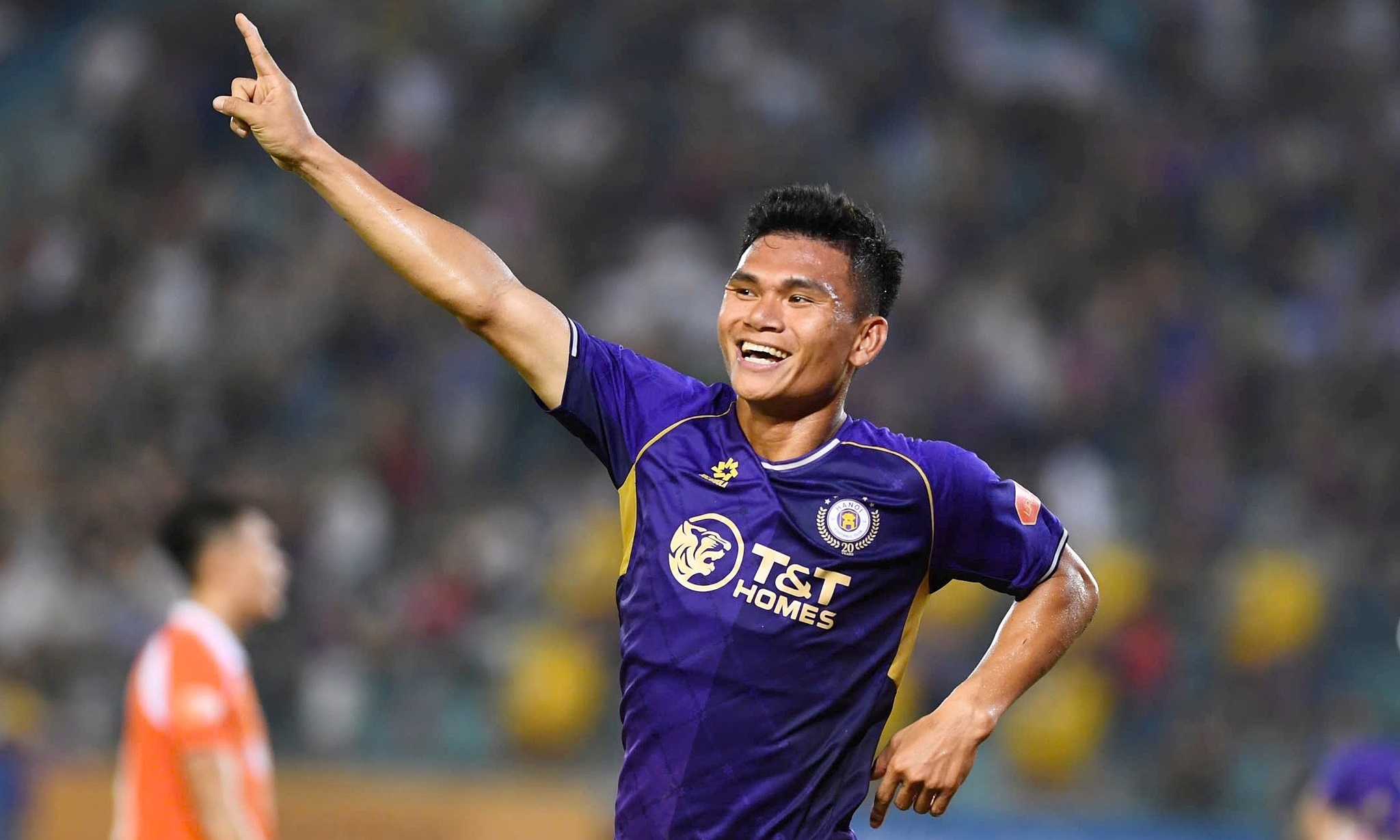 Hanoi FC defeats Da Nang 2-1