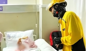 A surprising gift from the delivery driver community to a young woman with cancer