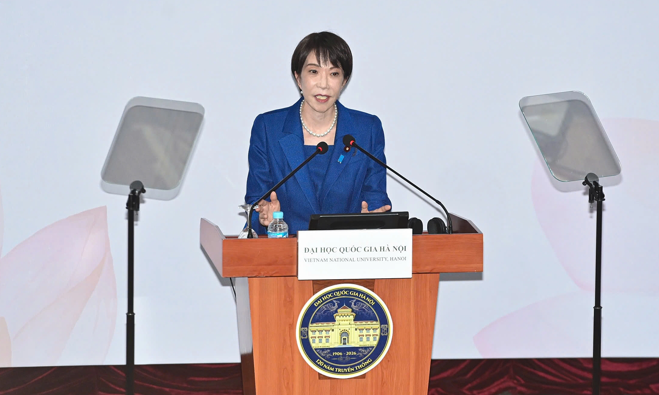 Prime Minister Takaichi: Vietnam - Japan to build regional oil reserve system
