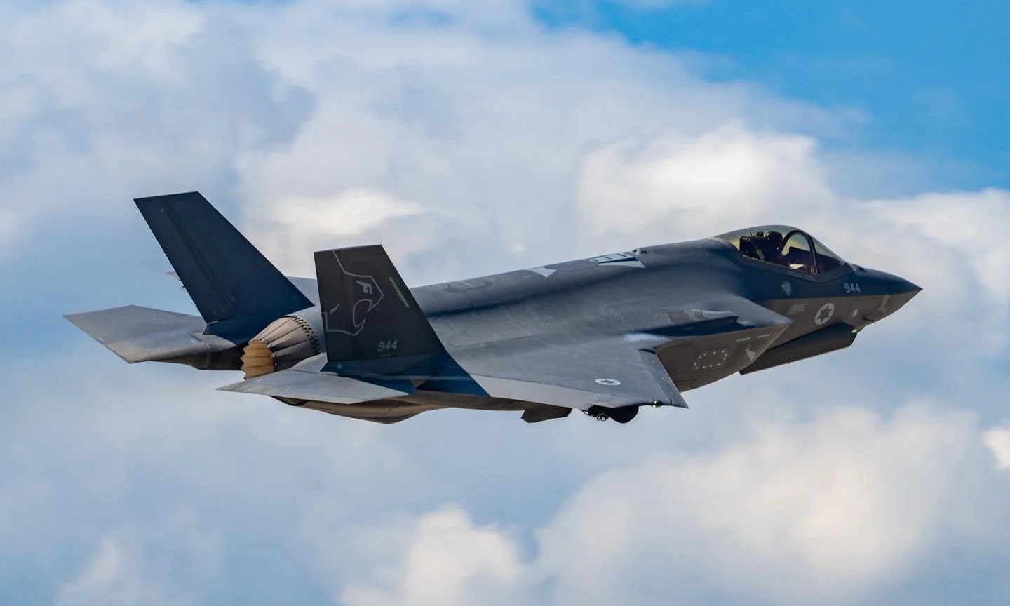 Israel to spend tens of billions of US dollars to purchase more F-15, F-35 from the US