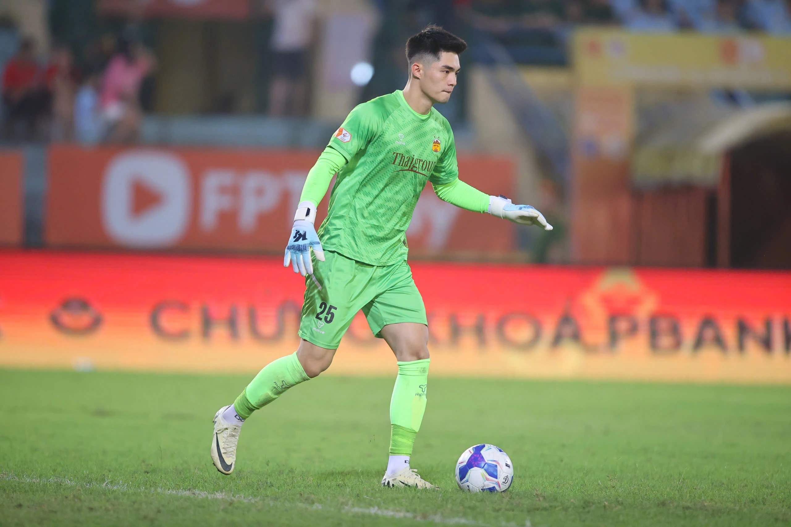 Trung Kien helps HAGL brighten V-League relegation survival hopes