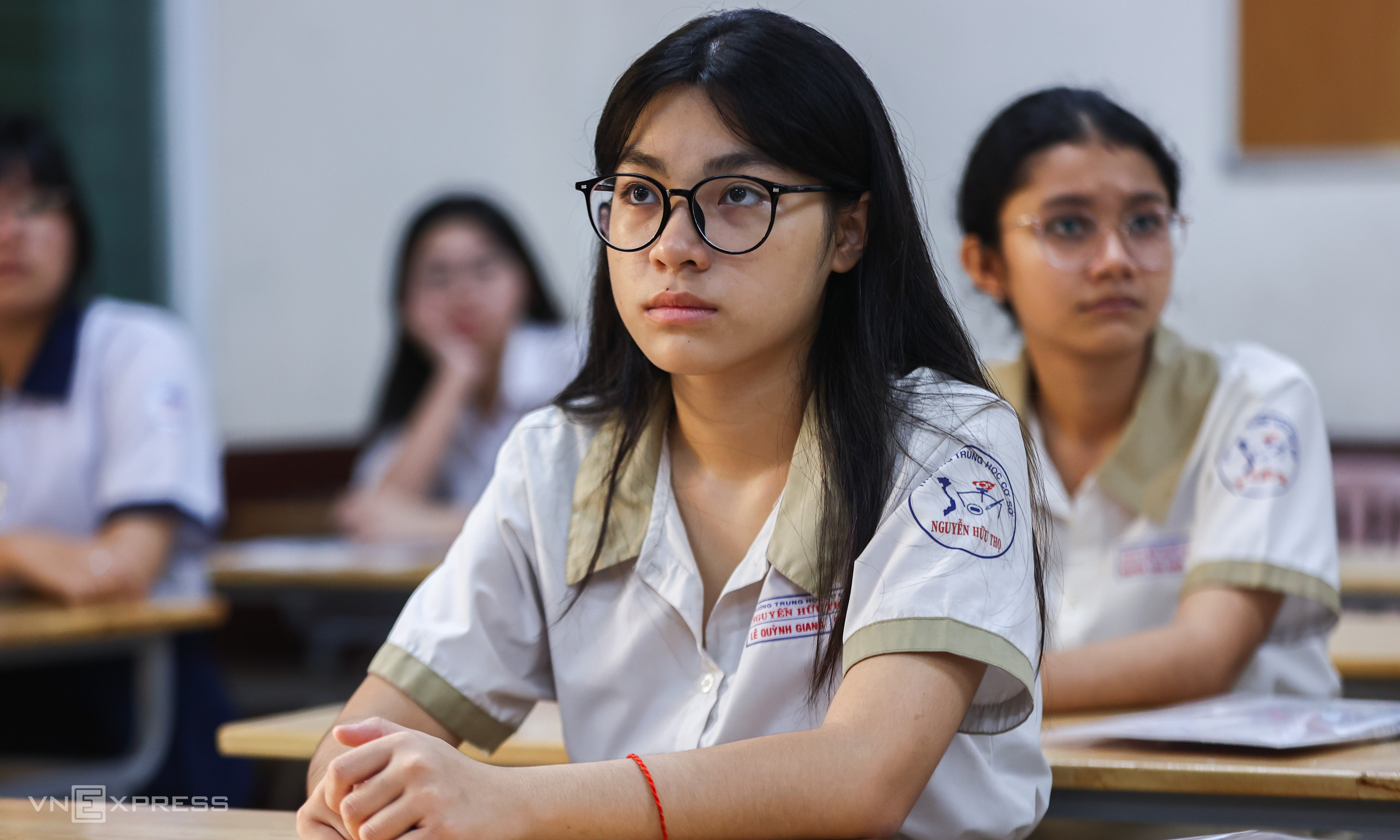 10th-grade enrollment preferences for 169 schools in TP HCM