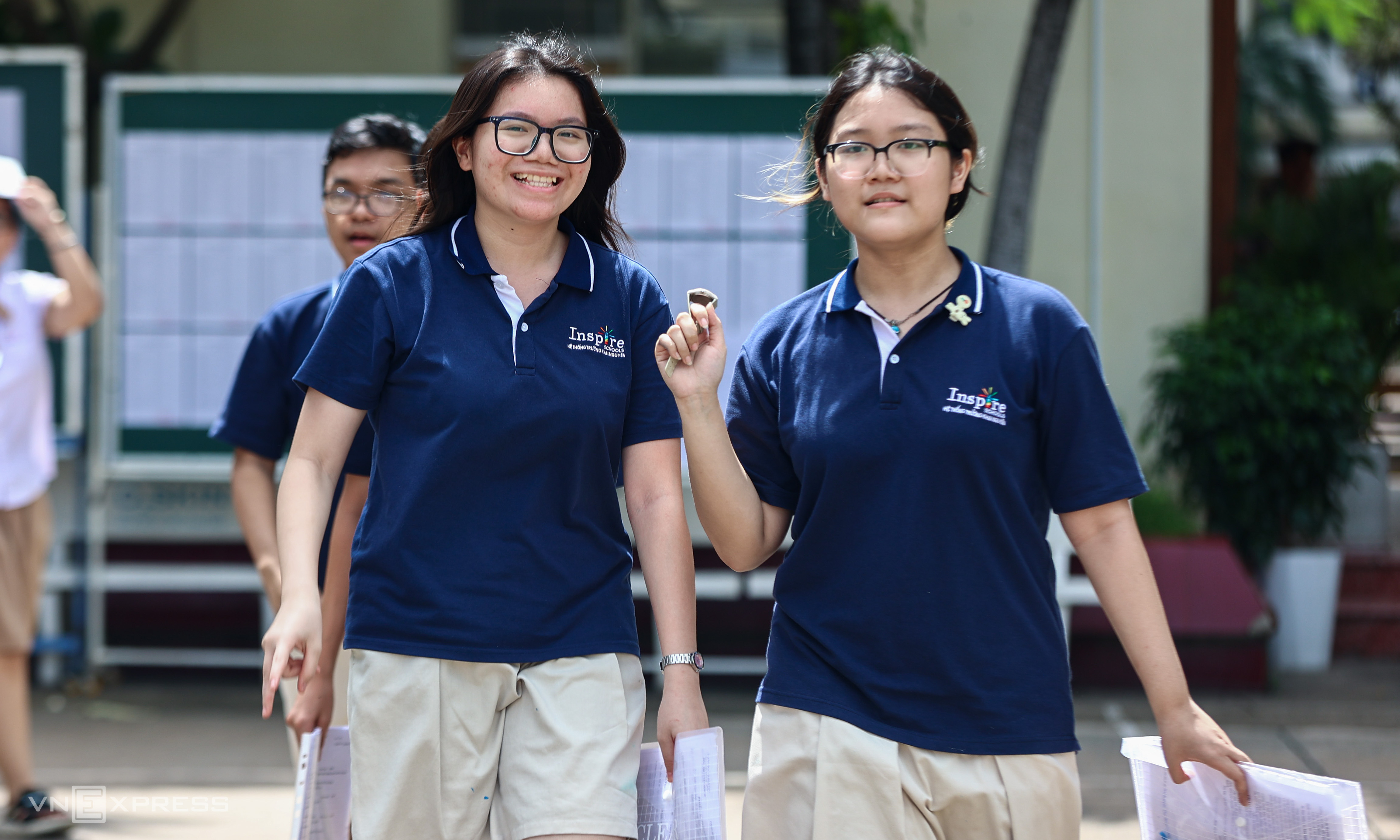 Fluctuations in the 10th grade entrance ratios at top Ho Chi Minh City schools