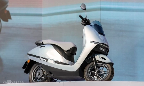 Honda dealers begin taking deposits for UC3 electric scooter, priced around 60 million dong