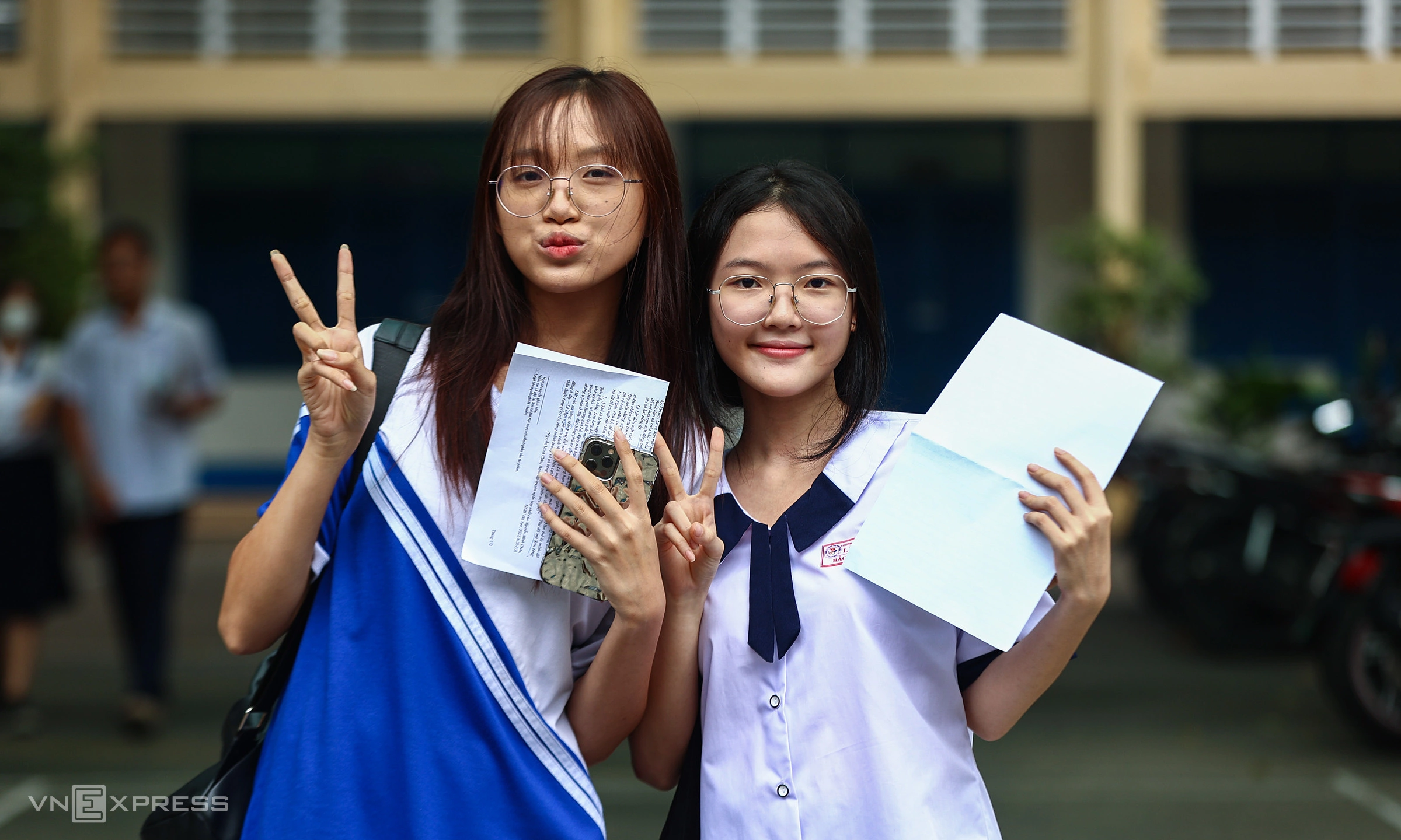 Record number of independent candidates for national high school graduation exam