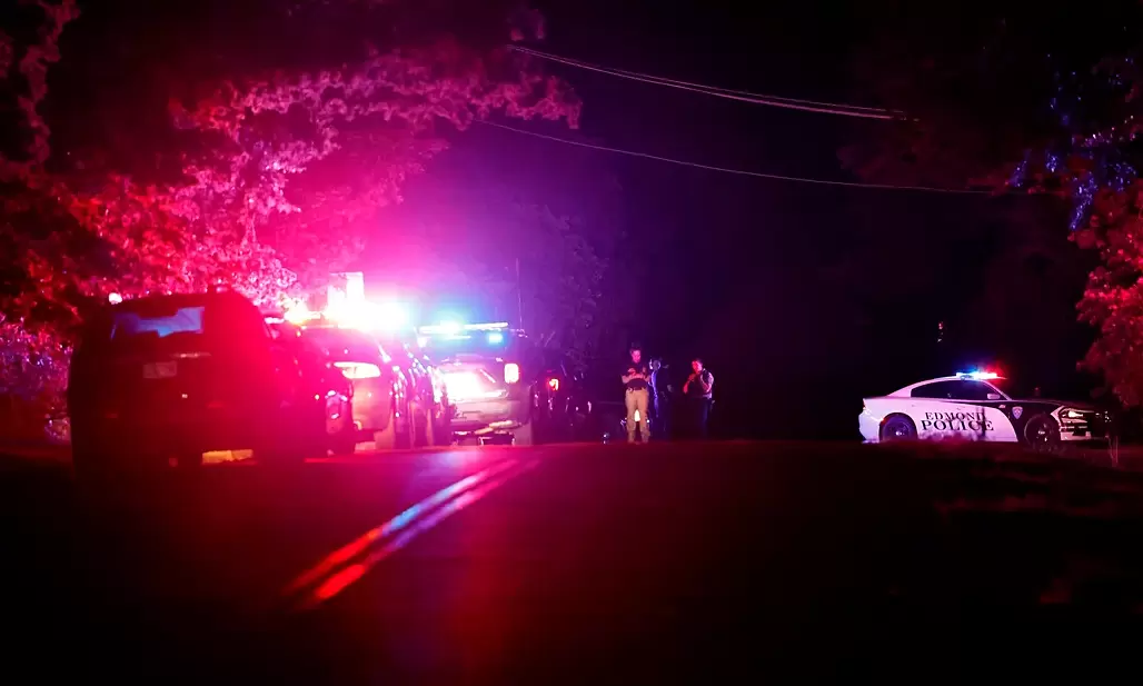 Shooting at lakeside party wounds many
