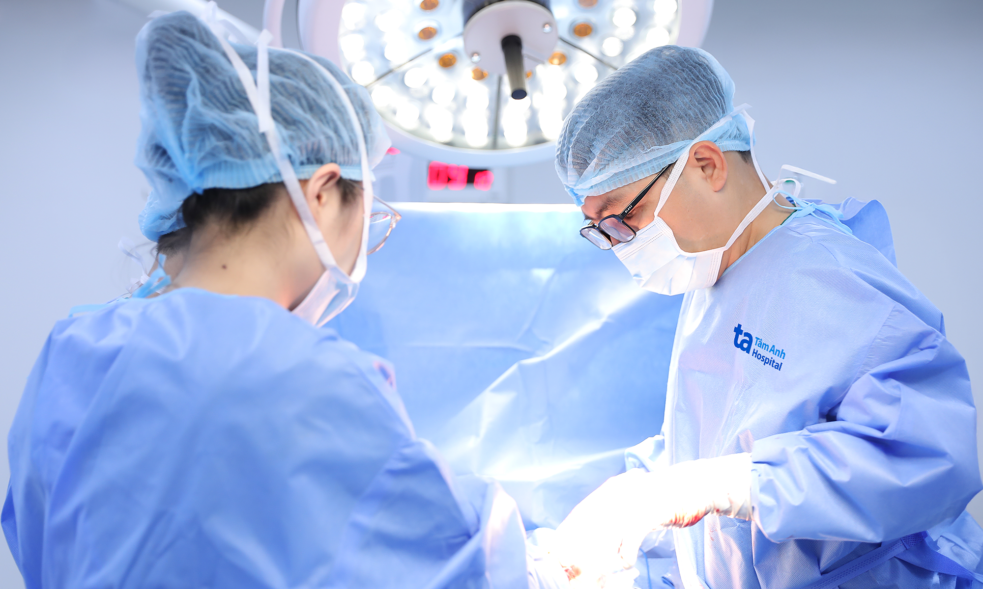 Fetus diagnosed with fused vertebrae, horseshoe kidney