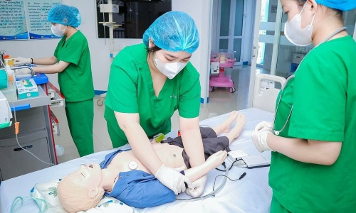 17 universities accepting high school transcripts for medical programs
