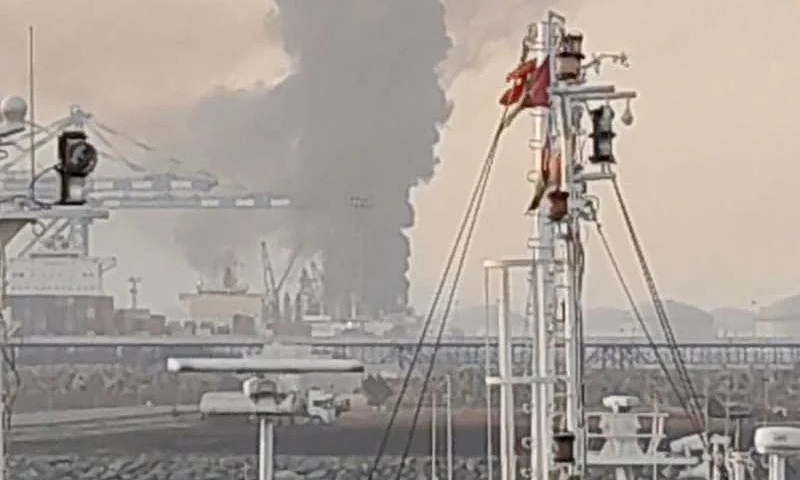 UAE accuses Iran of attacks, Tehran denies
