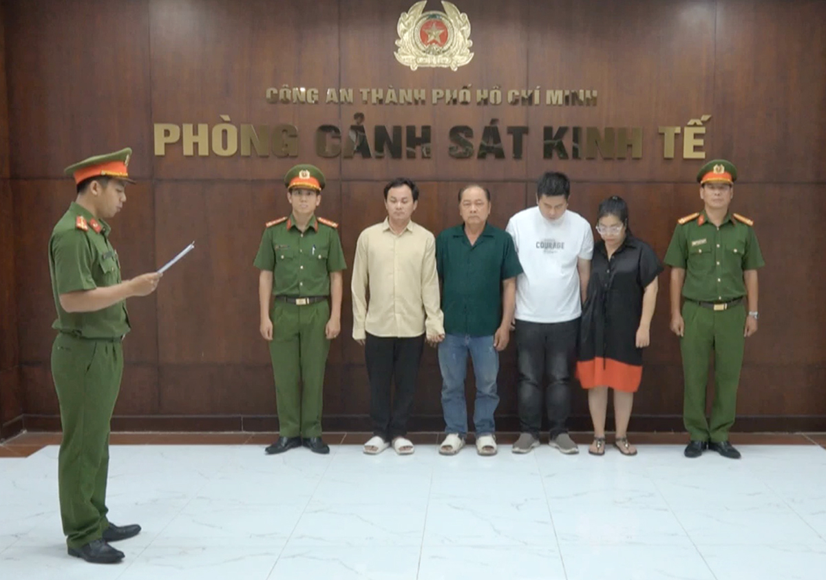 Director of company producing 'Korean vinegar' from industrial acid arrested