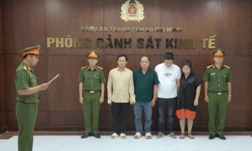 Director of company producing 'Korean vinegar' from industrial acid arrested
