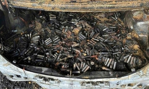 Reasons why battery fires in vehicles are difficult to extinguish
