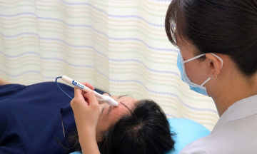 Why hot weather can cause facial nerve paralysis