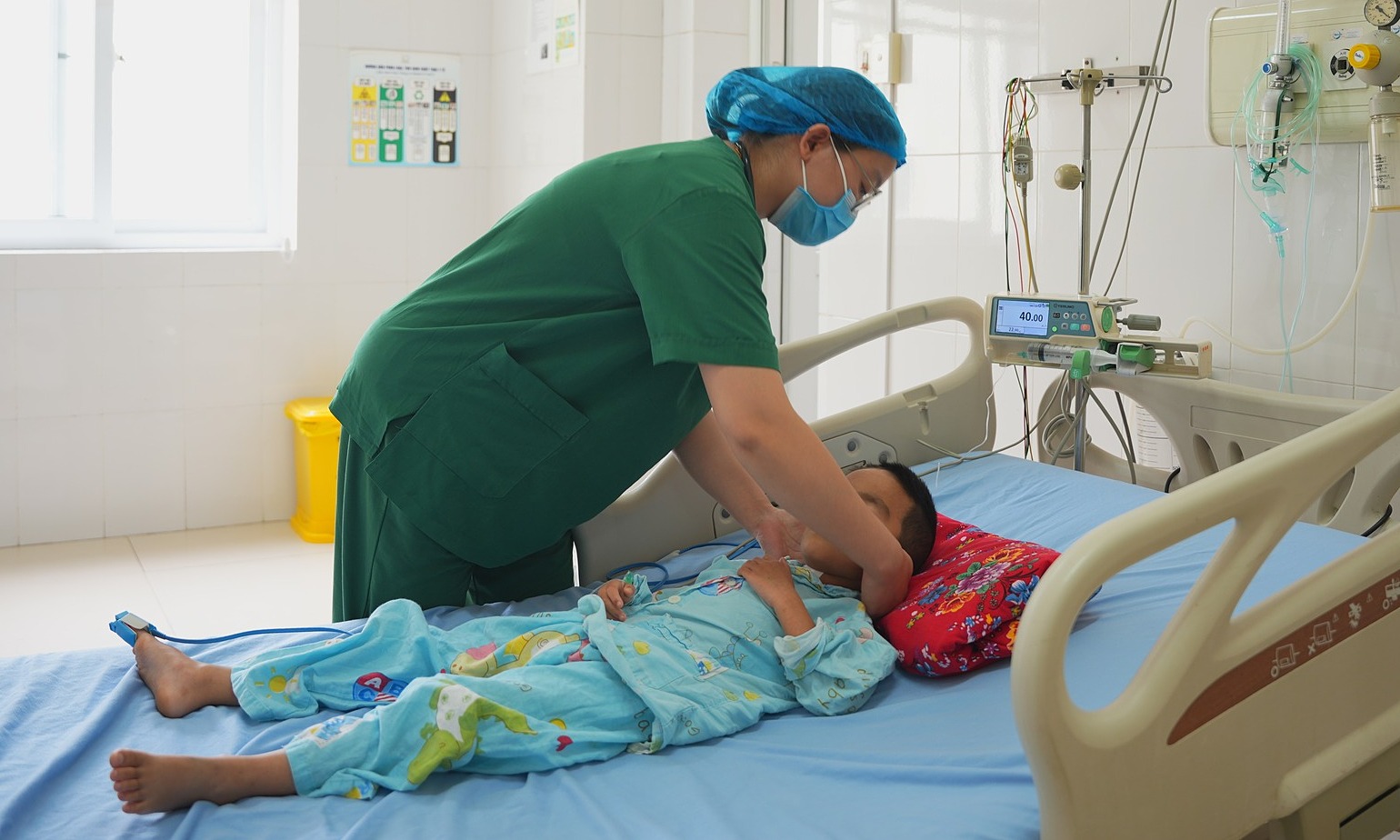 Cytokine storm pushes young boy with hand, foot, and mouth disease to the brink of death