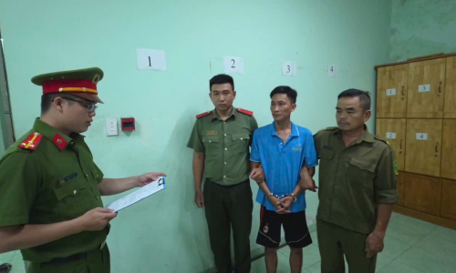 Man who beat partner's child arrested