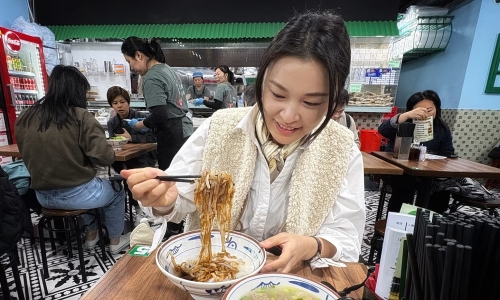 Solo dining emerges as a global trend