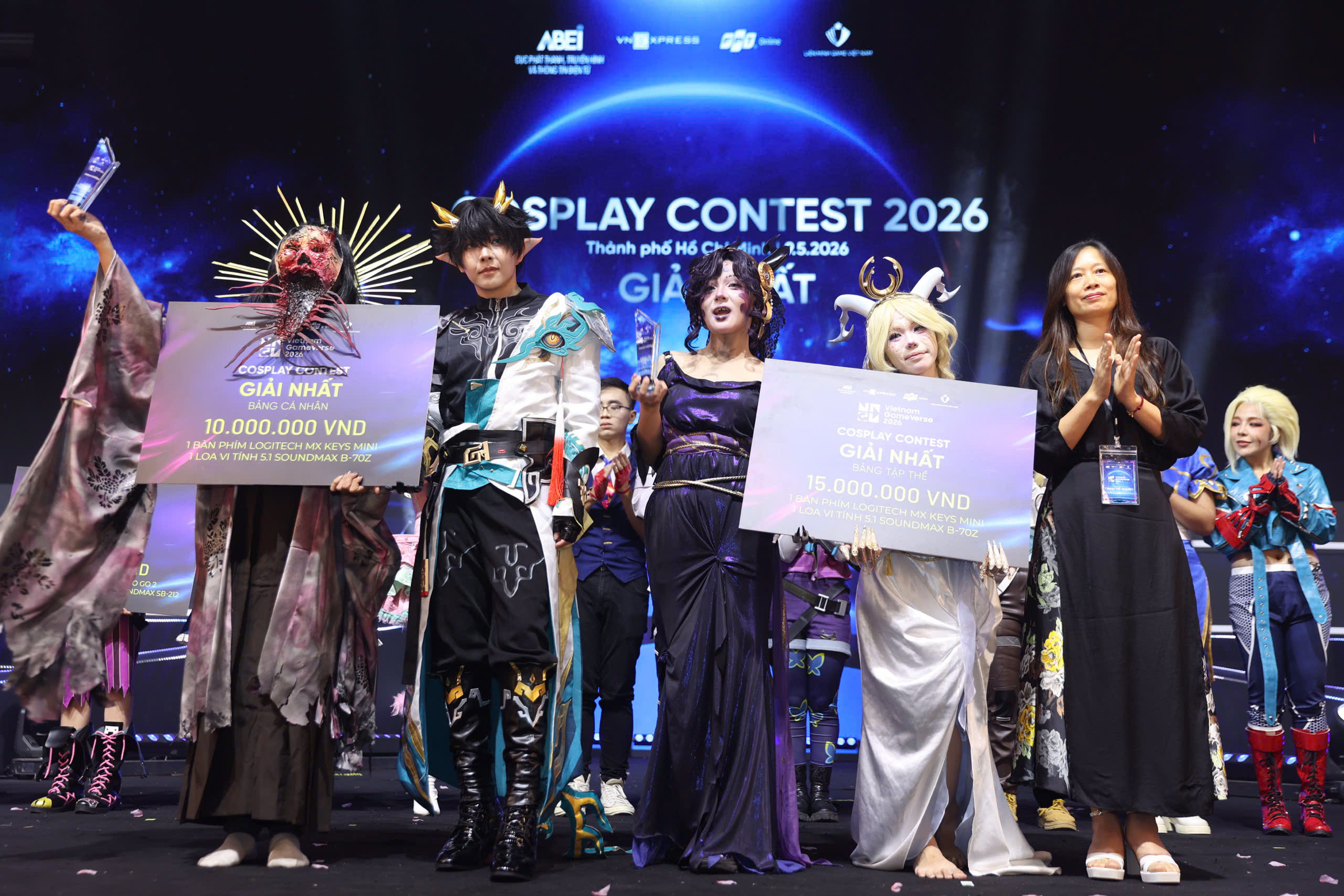 Le Tan Dat, Oach Xa Lach win Cosplay Contest 2026 championship