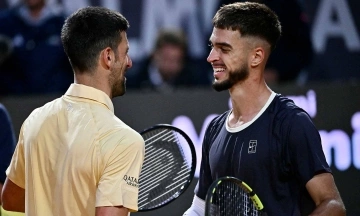 Djokovic loses comeback match at Rome Masters