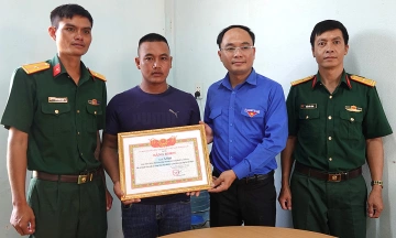 Cow herder honored for helping find 24 fallen soldiers' remains