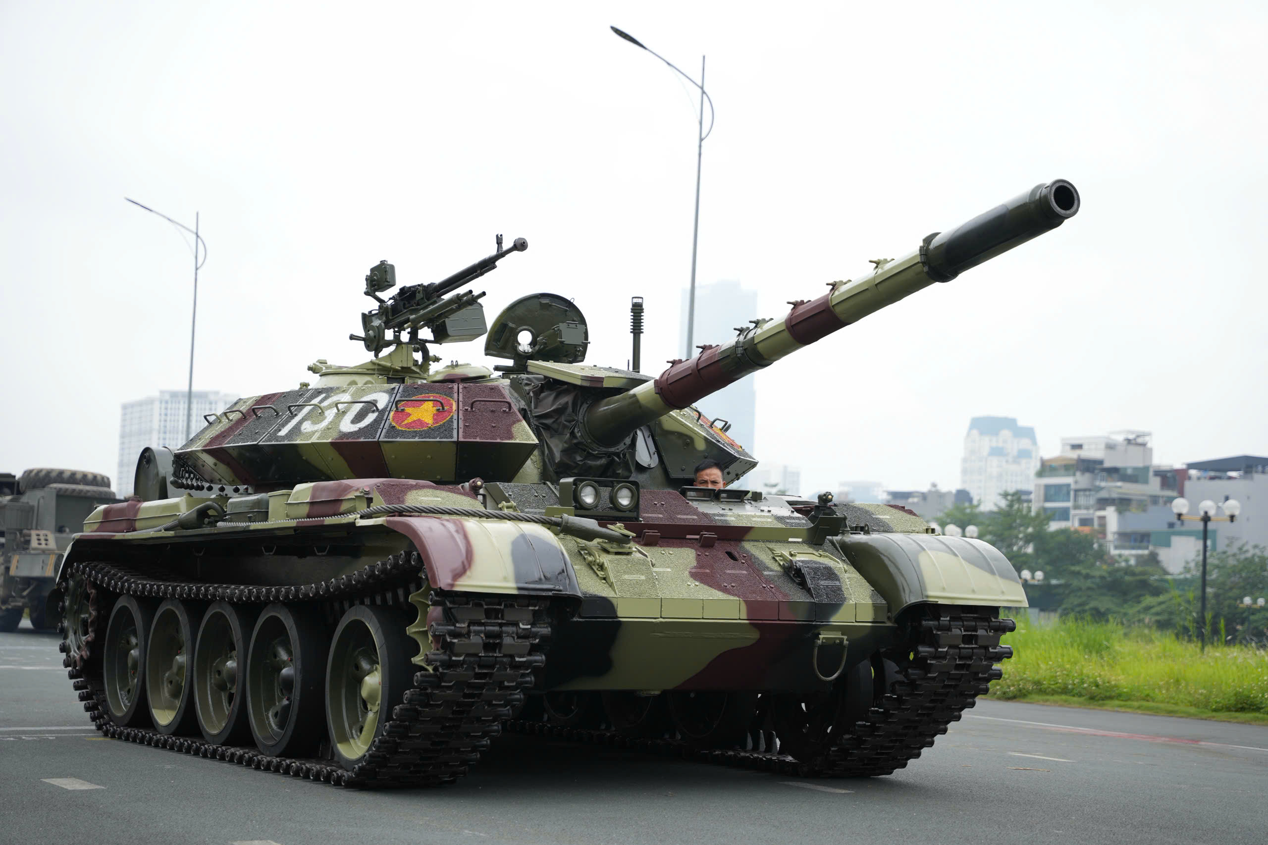 Military equipment to feature in 'Sao nhap ngu 2026' concert