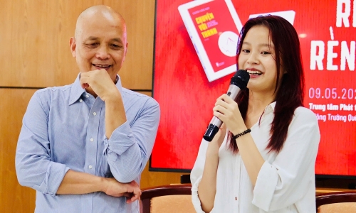 'conversations with Thanh': young people dialogue on history