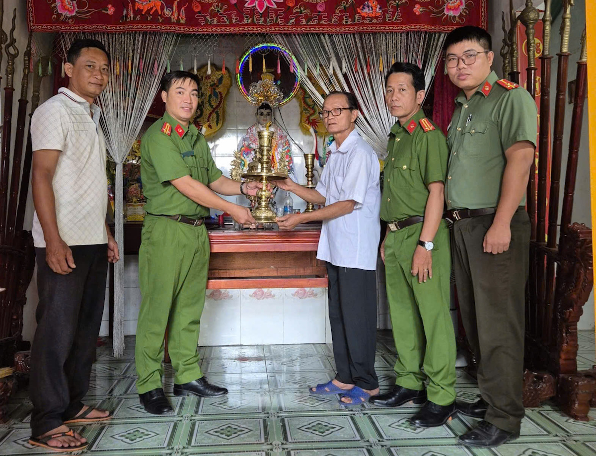 Man arrested for stealing artifacts from Ba Chua Xu Nguyen Nhung Temple
