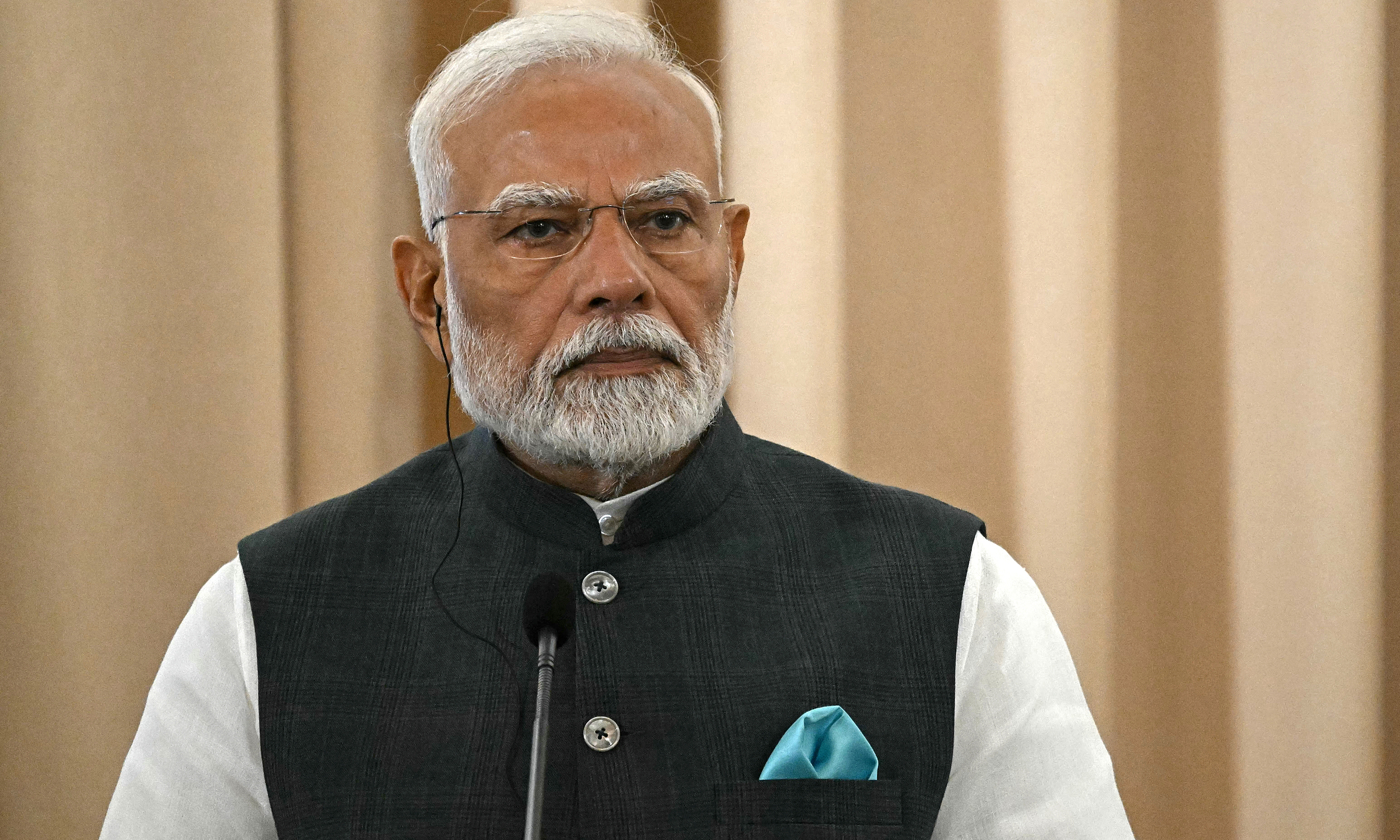 Indian Prime Minister urges citizens to stop buying gold