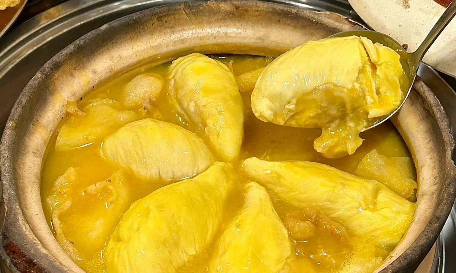 Durian chicken hotpot in China