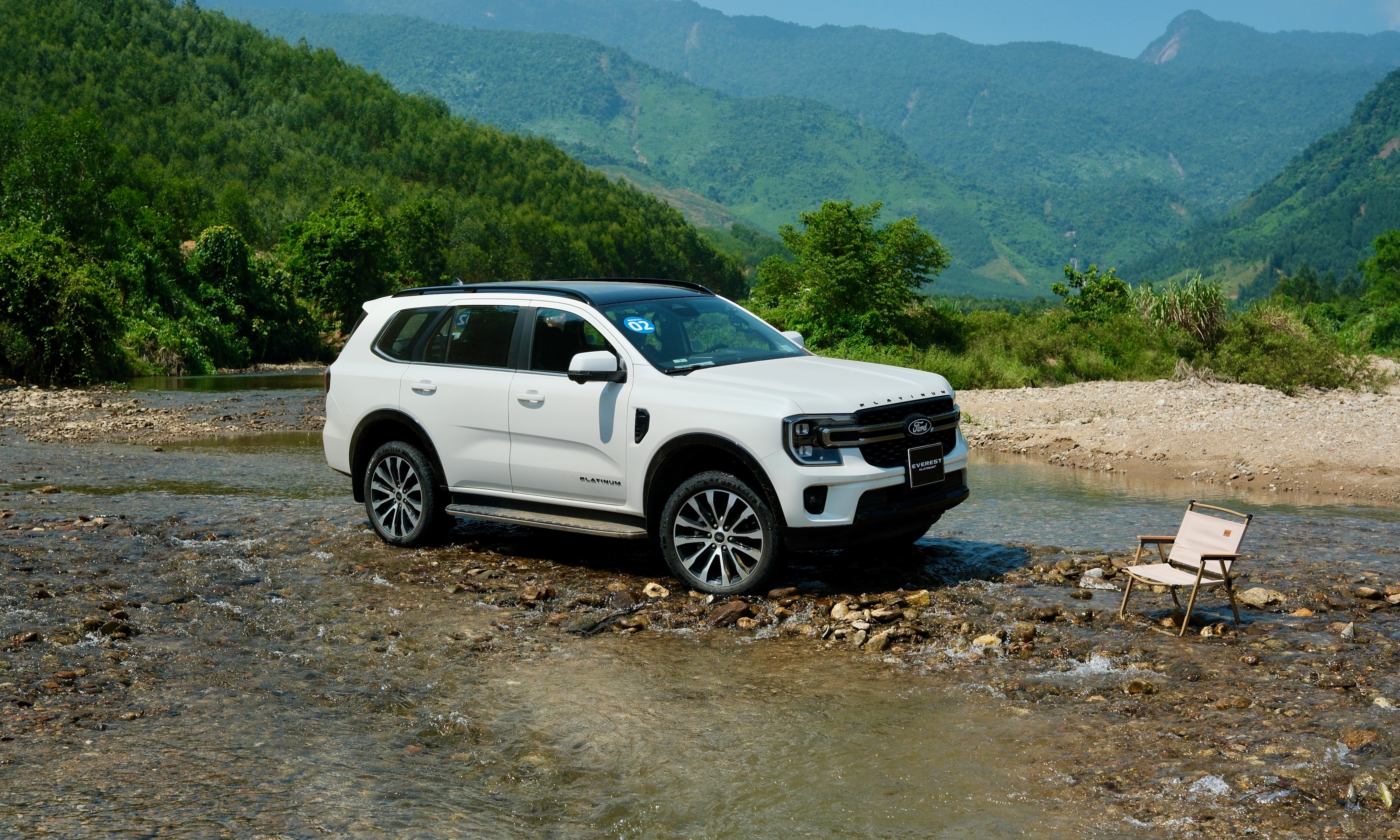 Reasons Ford Vietnam replaced the bi-turbo diesel engine with a single turbo
