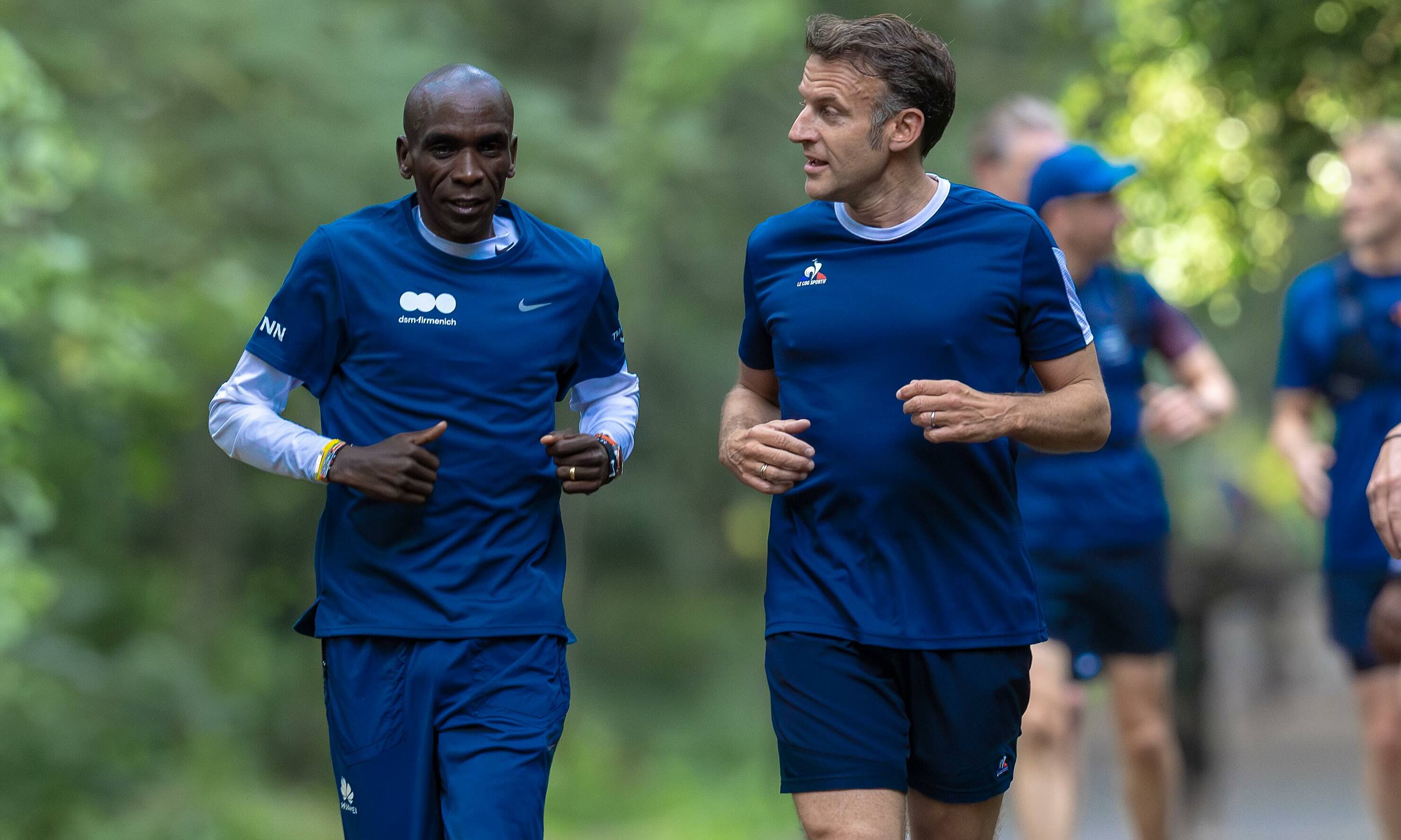 French president runs with Kipchoge