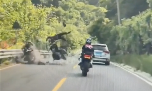 Motorcycle's reckless overtake leads to fatal head-on collision in oncoming lane