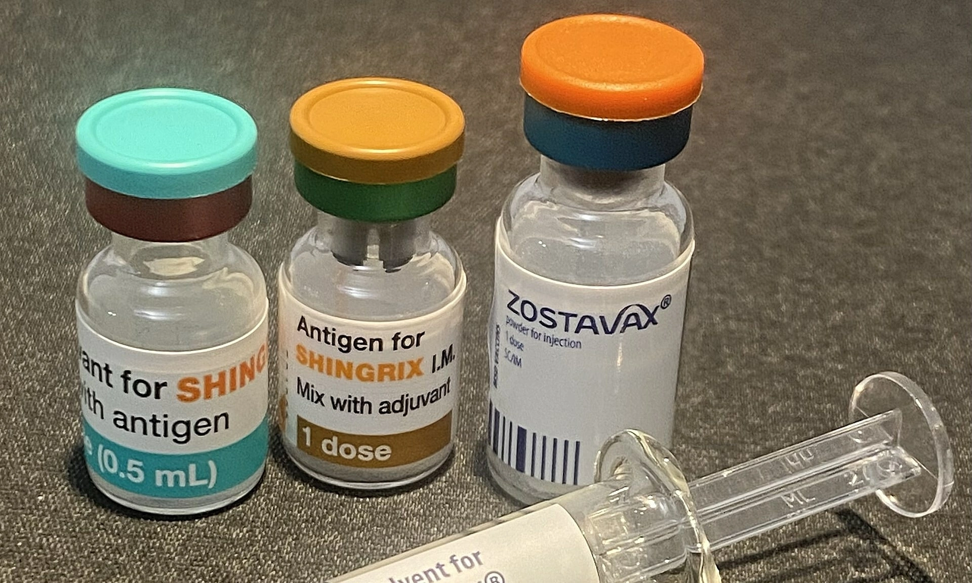 Over 76,000 Canadians receive free shingles vaccine