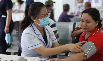 Vietnamese face hypertension, cardiovascular disease due to salty eating habits