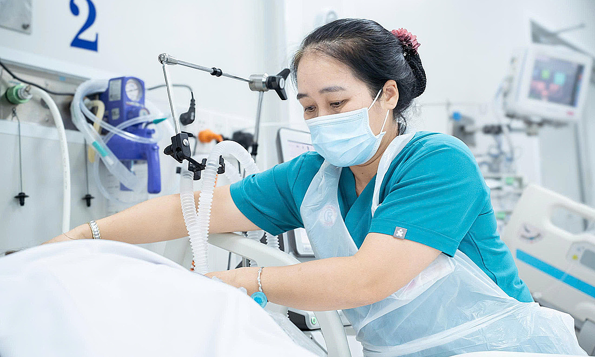 Woman in coma after liposuction, suspected lidocaine poisoning