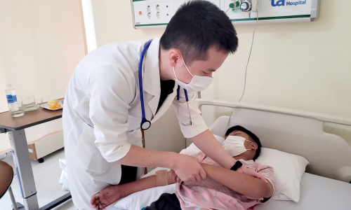 Boy develops bronchitis, allergic rash due to infection