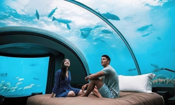 A night in an underwater hotel room for USD 20,000