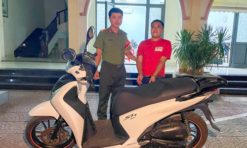 Suspect arrested for SH scooter robbery of ride-hailing driver