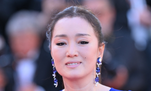 Cung Loi embraces sheer trend alongside Cannes stars