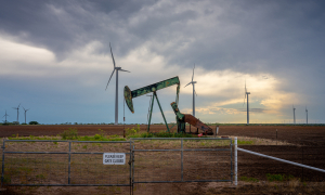 White House: China interested in buying more US oil