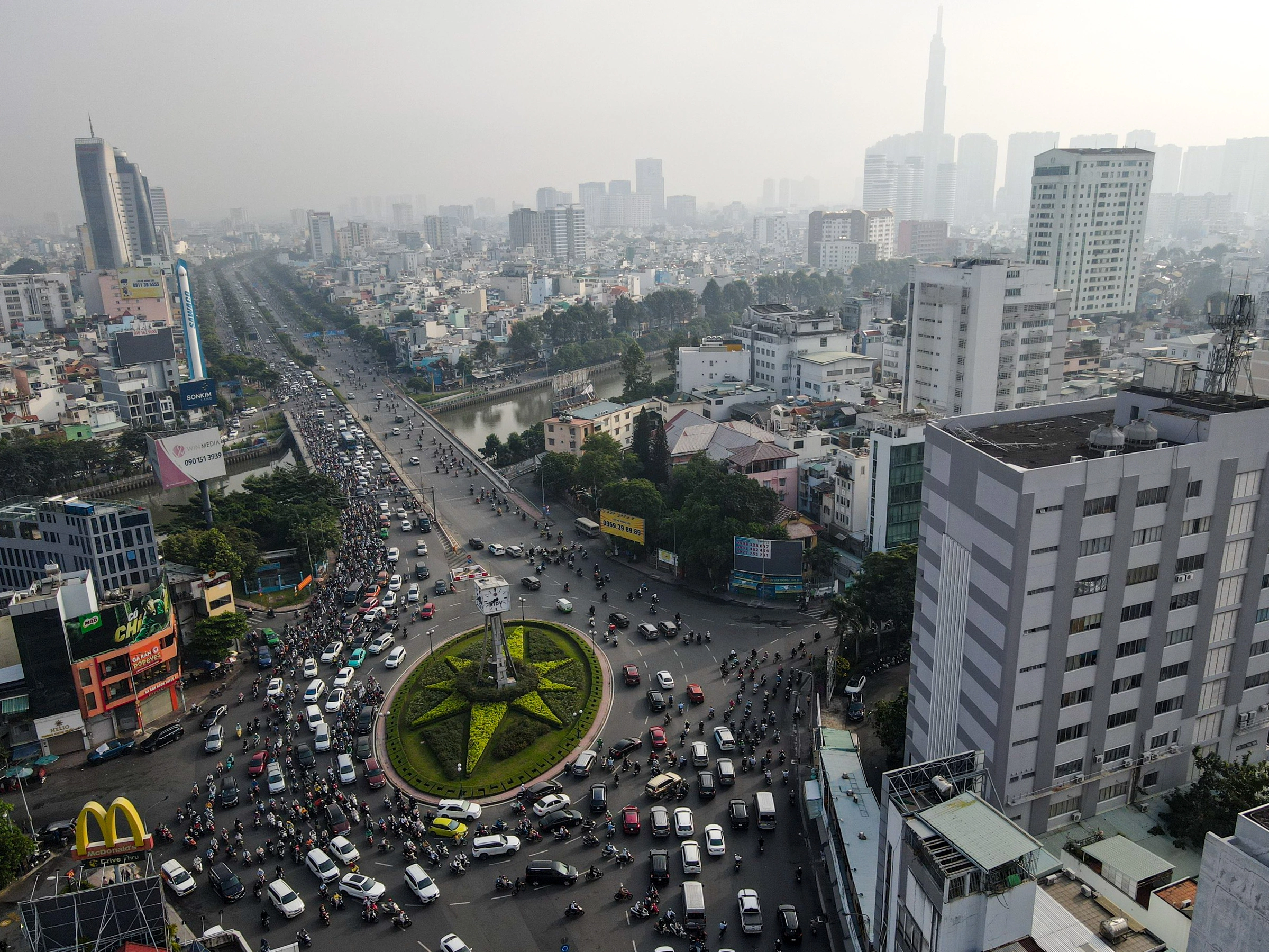 Traffic adjustment at central Ho Chi Minh City roundabout