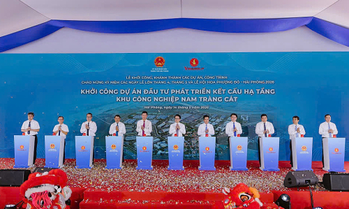 Vinhomes breaks ground on Nam Trang Cat industrial park project