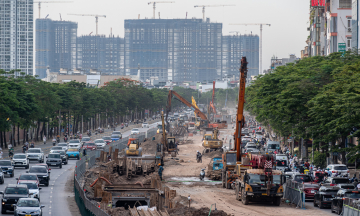 Hanoi's inner city transforms into a major construction site