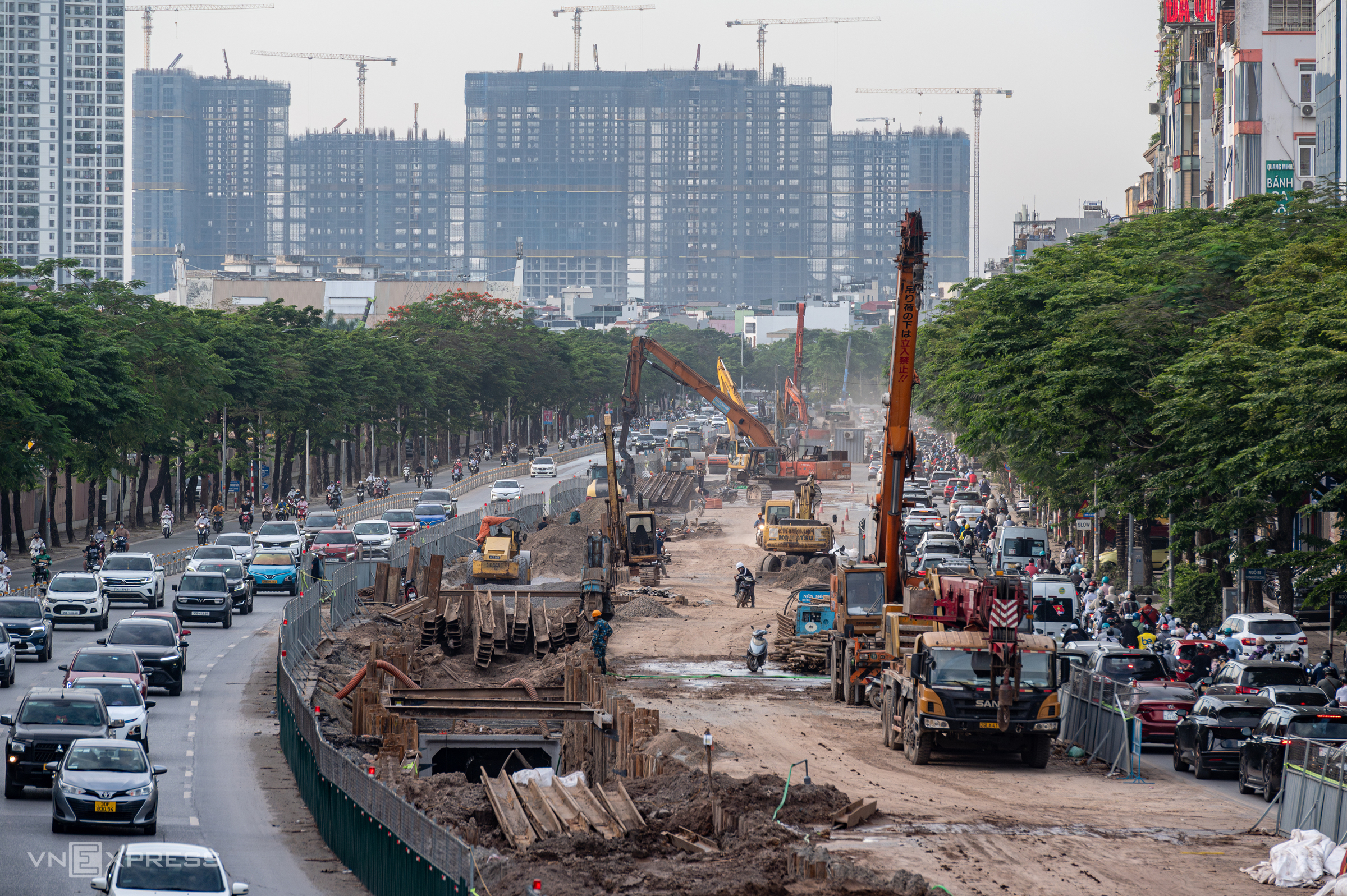 Hanoi's inner city transforms into a major construction site