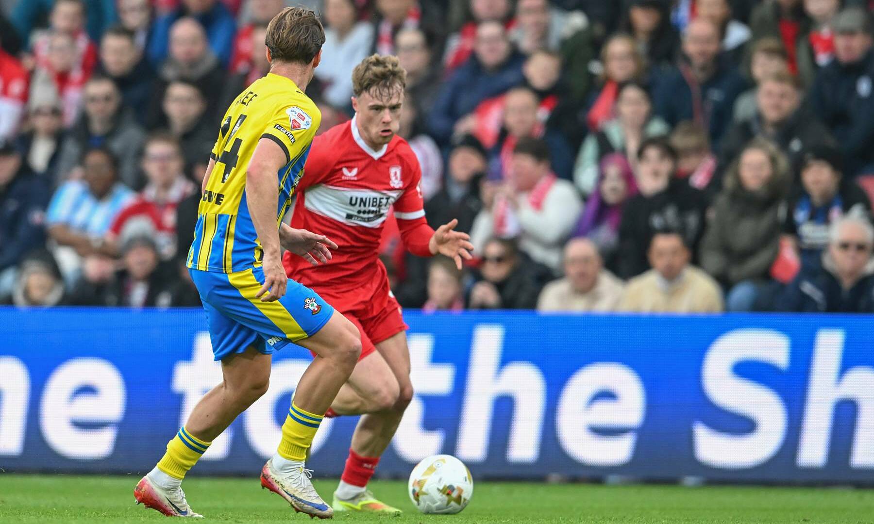 Spying scandal casts shadow over premier league playoff final