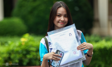 Bac Ninh province's practice test for the 2026 high school graduation mathematics exam