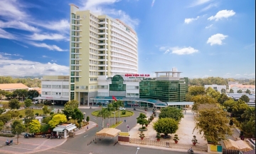 Seven Ho Chi Minh City tertiary hospitals unite to bolster Ba Ria Hospital