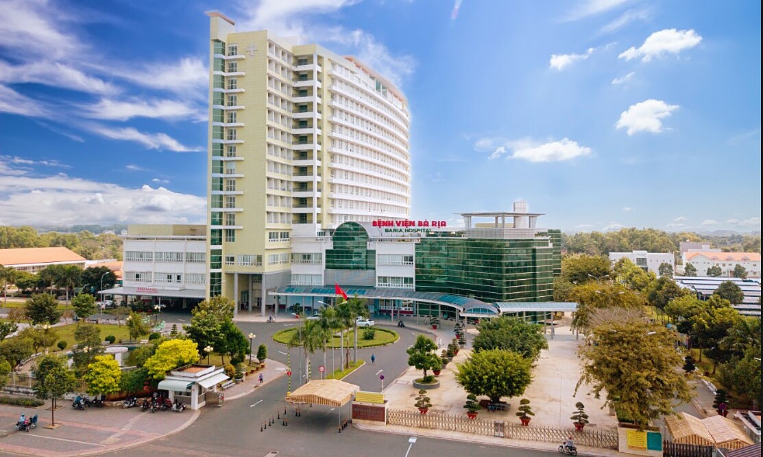 Seven Ho Chi Minh City tertiary hospitals unite to bolster Ba Ria Hospital