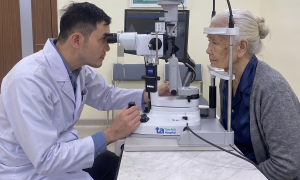 Warning signs of age-related macular degeneration